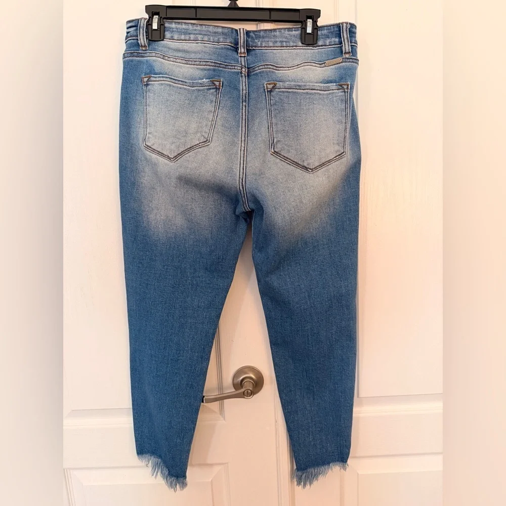 KANCAN 30 Ripped Distressed KURVY Midrise Ankle Skinny Jeans